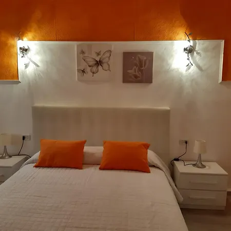 Appartamento Le Rondini Domus De Maria
