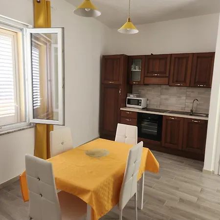 Apartman Le Rondini *