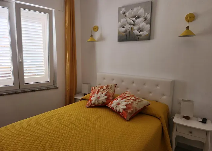 Apartmán Le Rondini Domus De Maria